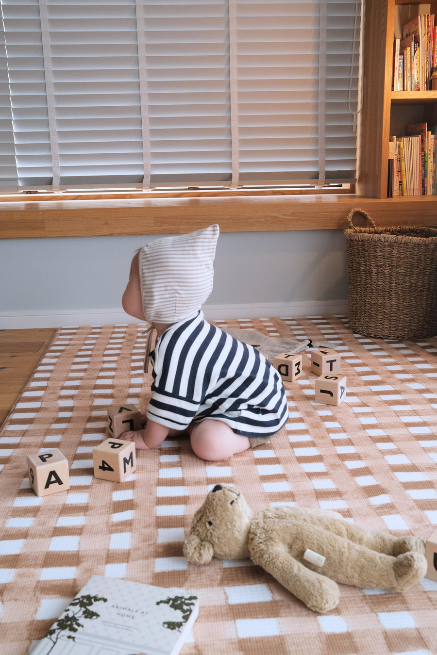 Boccaccini Meadows X Little Bot Baby Play Mat (Ofie mat, Wonderland)